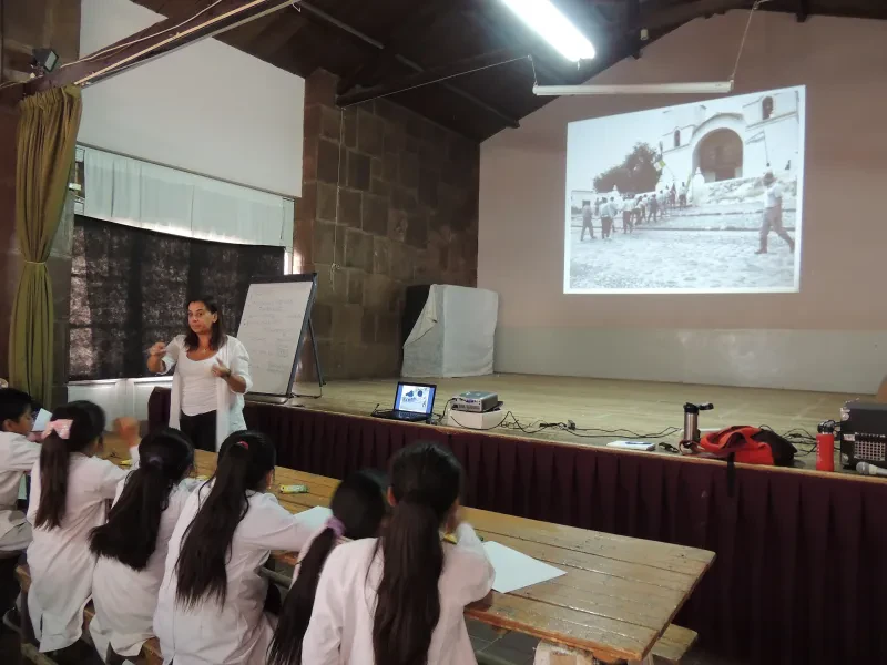 Alumnas y alumnos del CBTA No. 69 en una actividad escolar del plantel (foto 4 de 5)